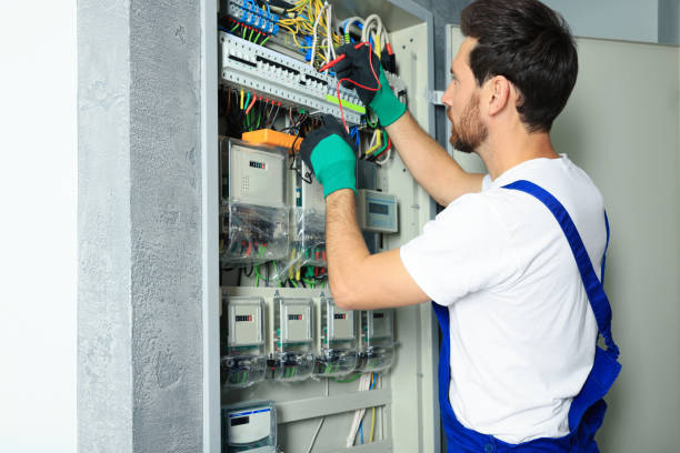 Best Licensed Electrician  in Hartsdale, NY